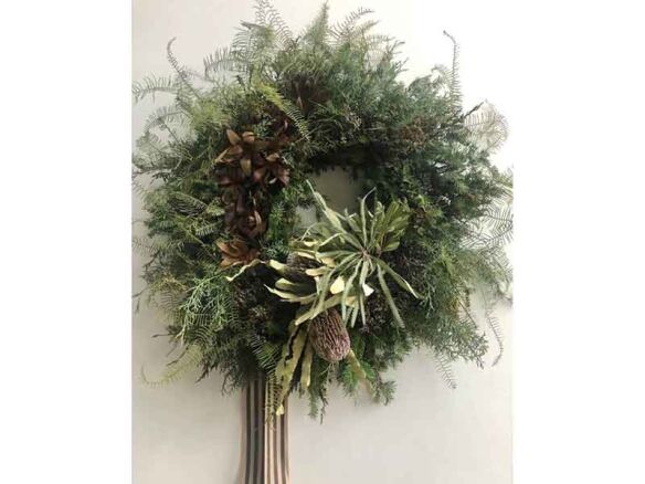 green wreath quiet botanist copy   1 584x438