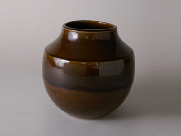 pueblo series vase in dark amber 8