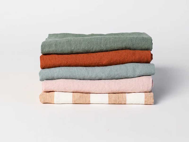 https://www.remodelista.com/wp-content/uploads/2023/12/linge-particulier-linen-towels-1-1024x1024-1.jpg