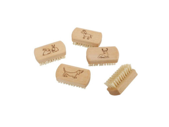 manine montessori childrens nailbrush   1 584x438