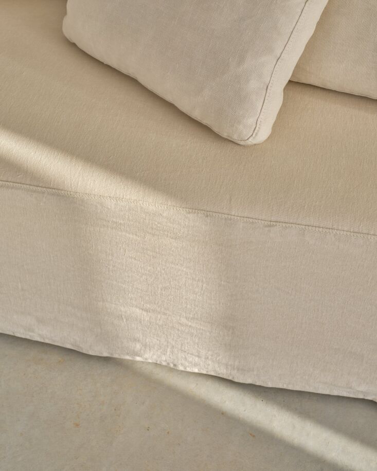 henderson jayne sofa detail white