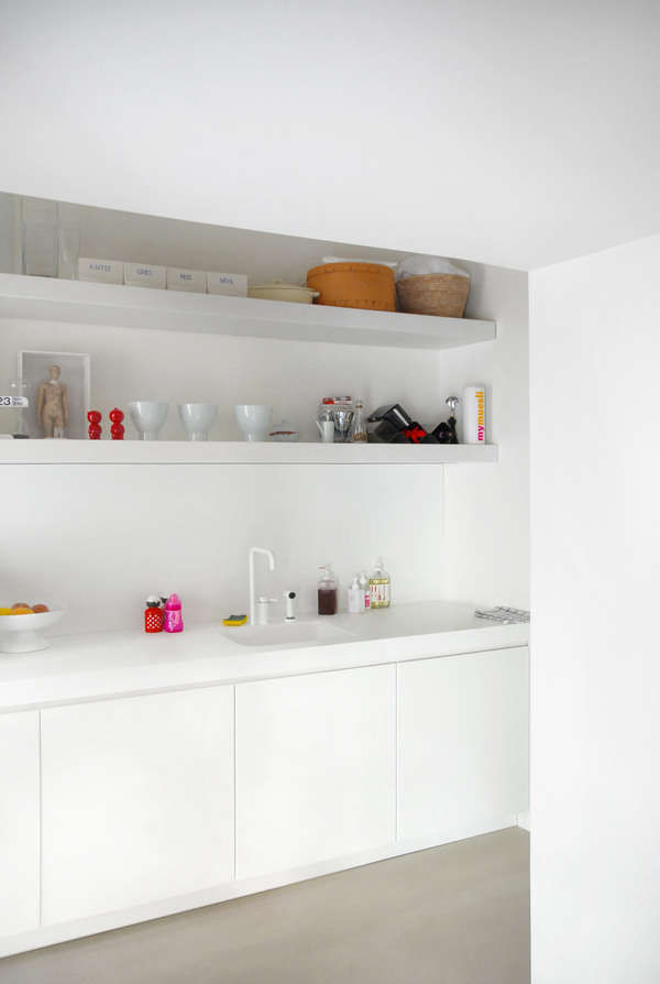 AFamilyApartmentinItaly,ModernClassicsIncluded-Remodelista