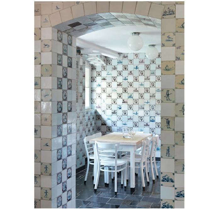 5Favorites:ClassicDelftTilesinModernSettings-Remodelista