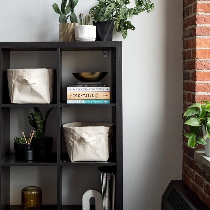 a key takeaway from remodelista: the organized home: there\2\17;s almost 22