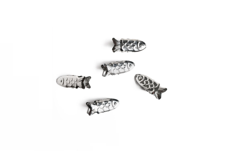 we&#8\2\17;re smitten with these handmade steel fish clips, made in india.  24