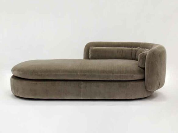 Group Chaise