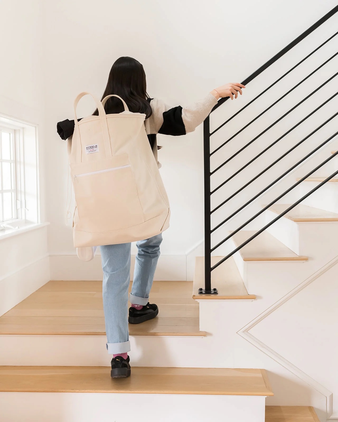 Object Of Desire An Easy Lug Laundry Bag Ideal For Photo Inspiration