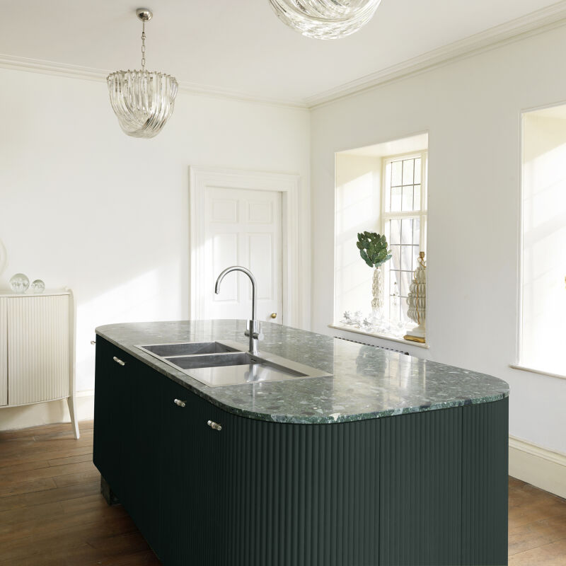 studio maclean kitchen for lulu guinness cotswolds 1  