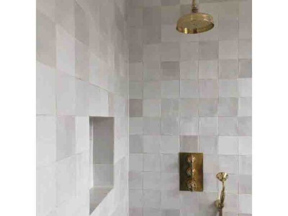 wall mounted hand shower 17