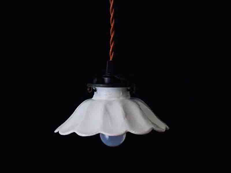 Astier De Villatte Marguerite Lamp