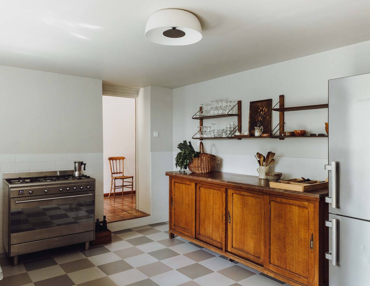 Kitchen of the Week: The Ideal French Rental Kitchen - Remodelista