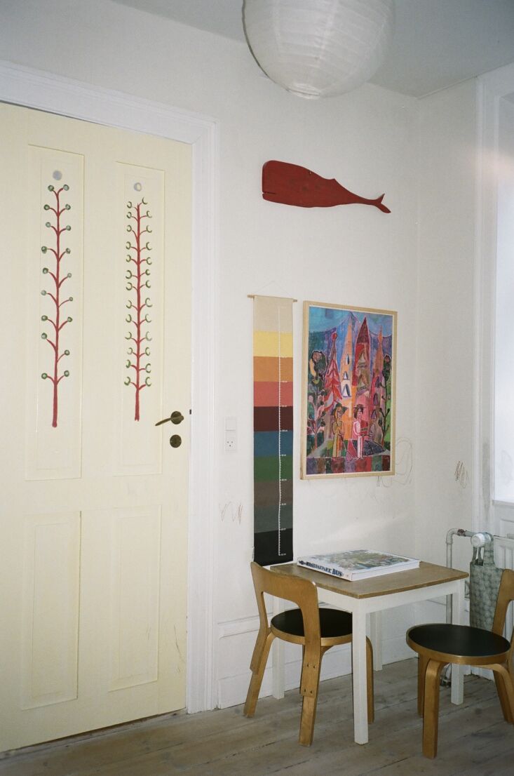 freja embellished ruth\2\17;s door with \2\20;sun and moon trees& 32