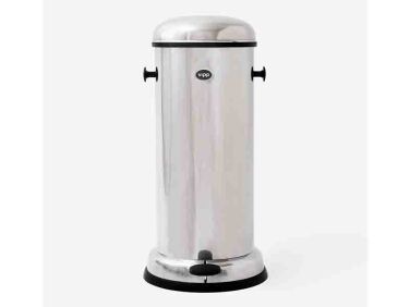 Kitchen of the Week A Vipp Aluminum Island in a Young Couples 1928 FixerUpper portrait 6