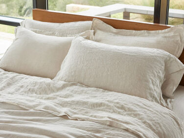 coyuchi organic relaxed linen sheet set