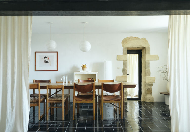 dining area maison legere by nathalie mohadjer  