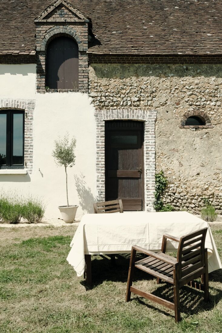 La maison légère es una finca tradicional de finales del siglo XVIII y XIX que consta de 17