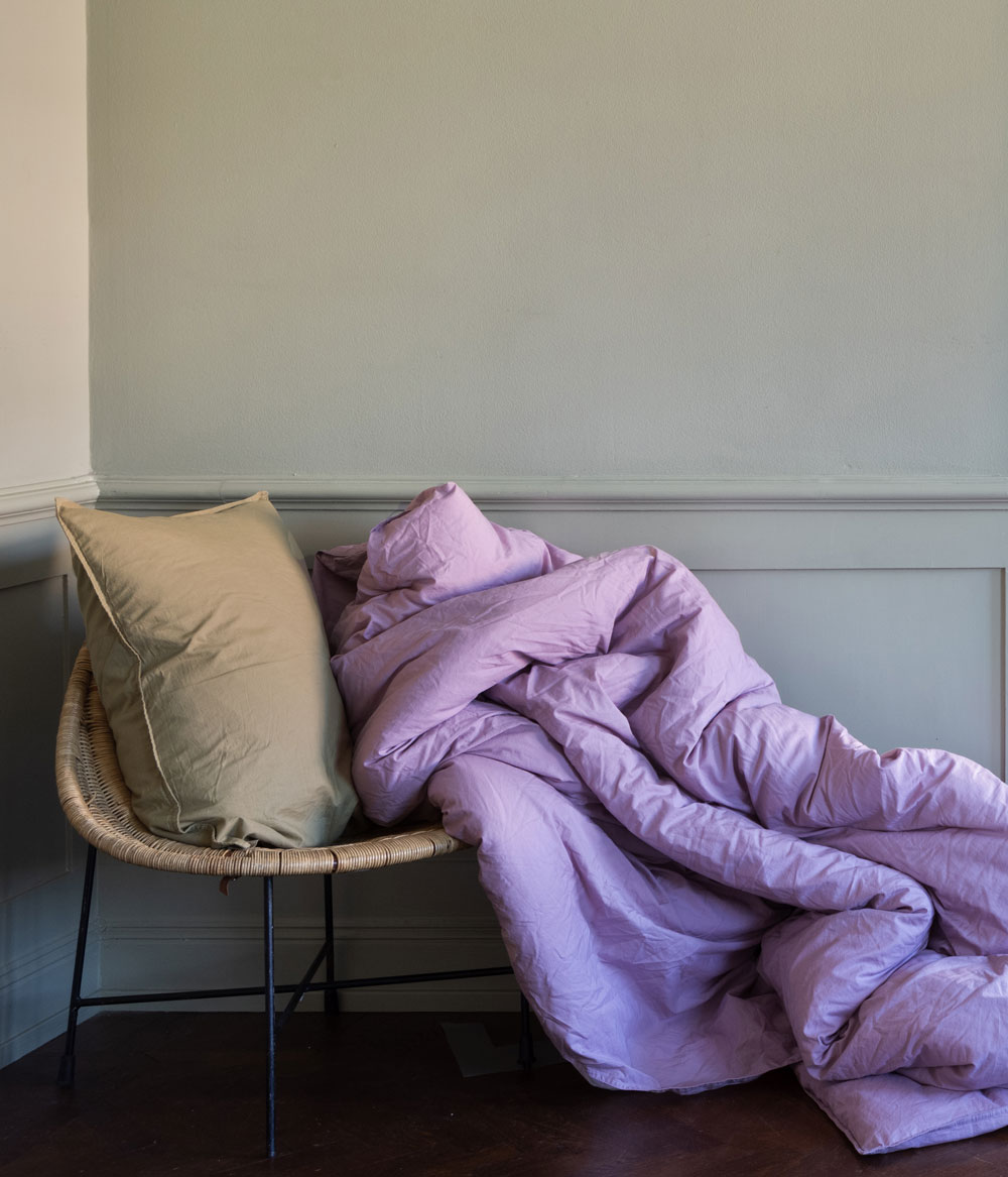 Crisp Poplin Bedding in a Assured Coloration Palette