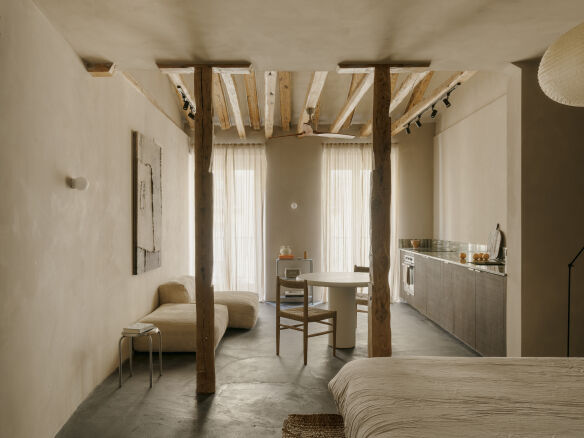 Before and After A Minimalist Madrid Studio 484 Square Feet Small portrait 4