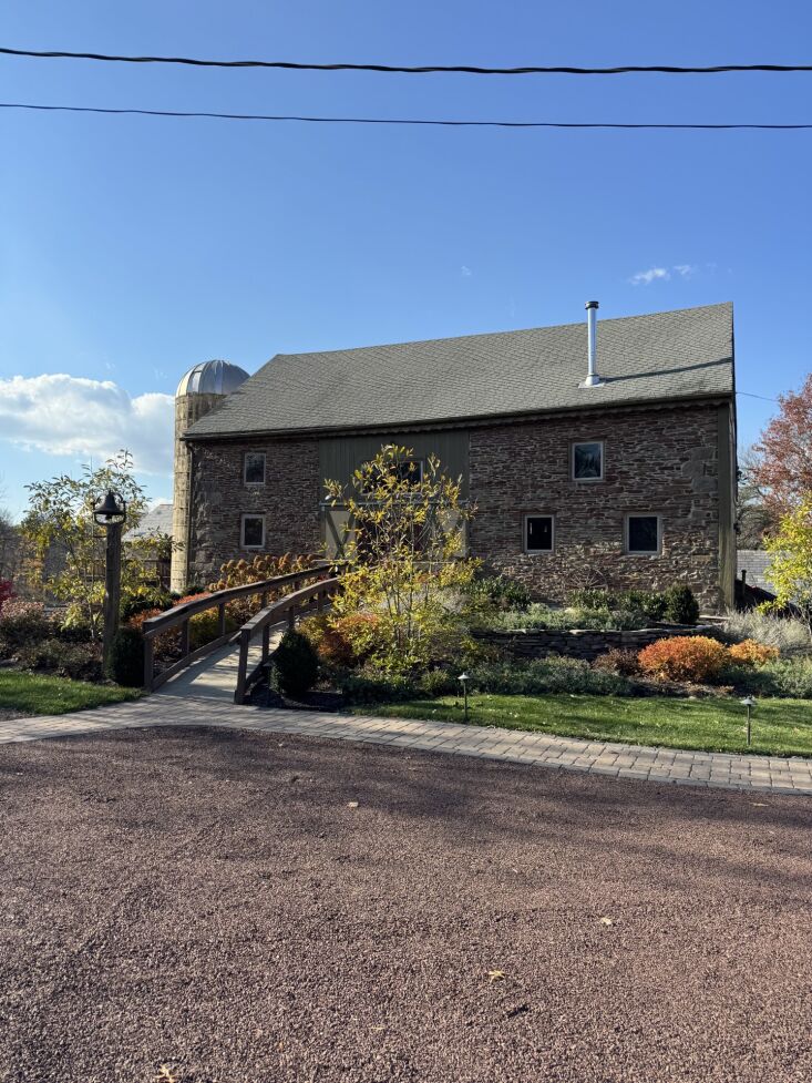 \2\20;A principios de noviembre, nos hospedamos en la Granja Shiling No. 28, que tiene una historia de 200 años.