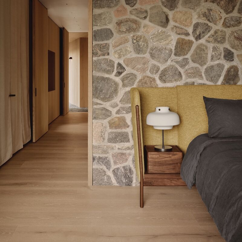 pine island cottage bureau tempo alex lesage crop  