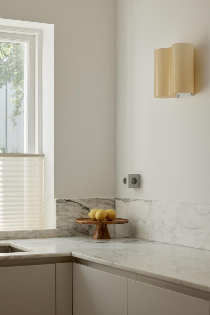 Adecuado para Europa: avolt square \1 EU power cube, 700 SEK, Gotland gr 21