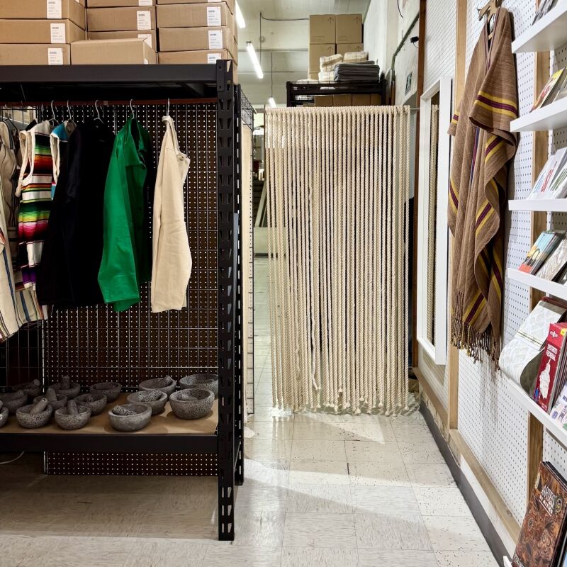 utilitario mexicano rope doorway mexico city  