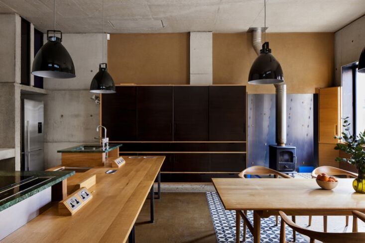 Walmer Court, una de las cuatro casas de hormigón entrelazadas dispuestas alrededor de un patio 17