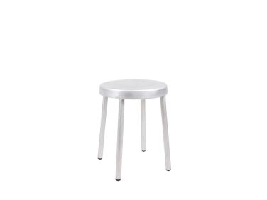 A Testing Ground for Objects Inside the Copenhagen Apartment of Kasia Sznajder and Fred Aartun of aarticles portrait 24