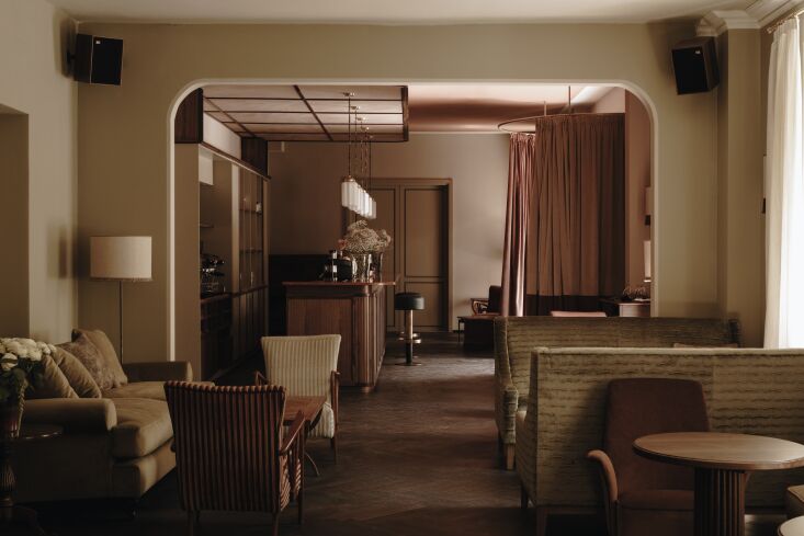 \20\2\2 La última renovación de los hermanos dissertori mantiene m 18