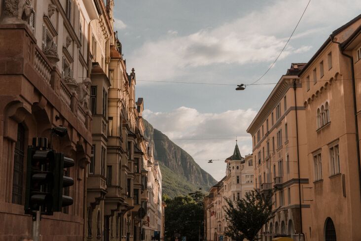 the hotel sits just beyond bolzano\2\17;s historic arcades, bordered by  39