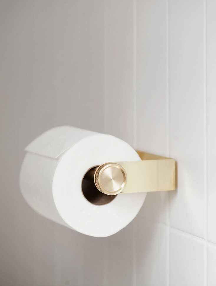 tino toilet roll holder 1