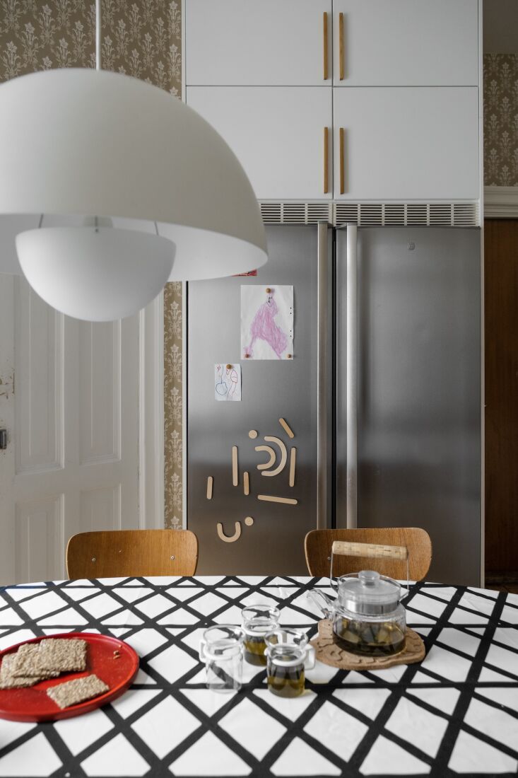 the fridge is \2\20;unapologetically american sized.\2\2\1;the ca 24