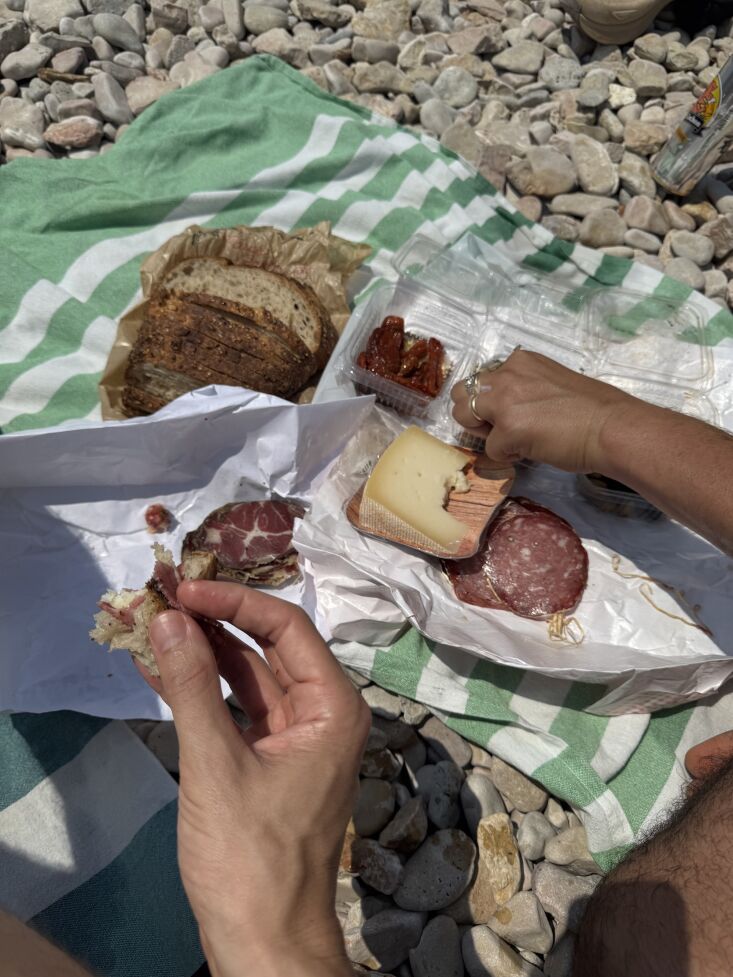a typical spread after a hike to the more remote calanques. 32