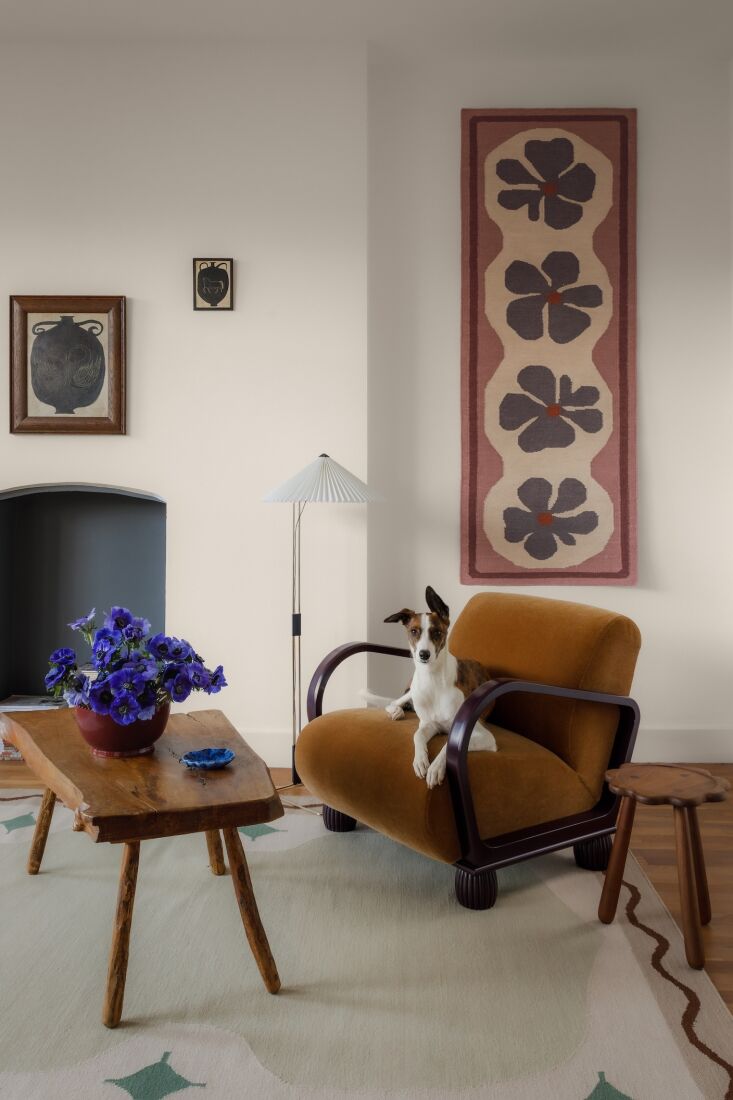 La nyla tiene un borde incorporado que aquí también funciona como marco. Alfombra Florida No. 21