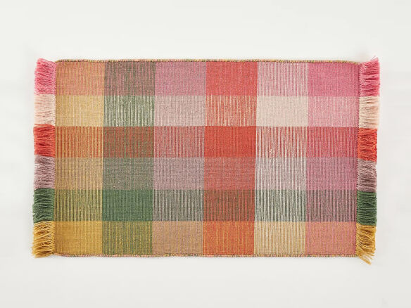 10 Easy Pieces Editors Favorite Linen Sheets portrait 8