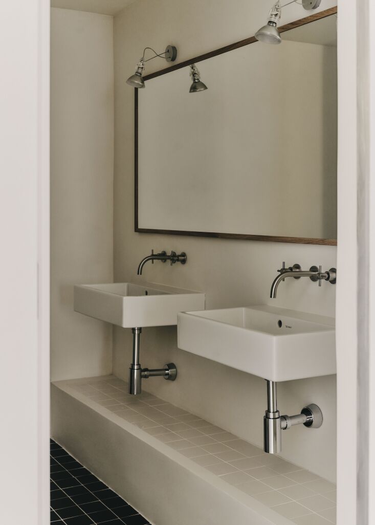 conti cert mitre bathroom 2