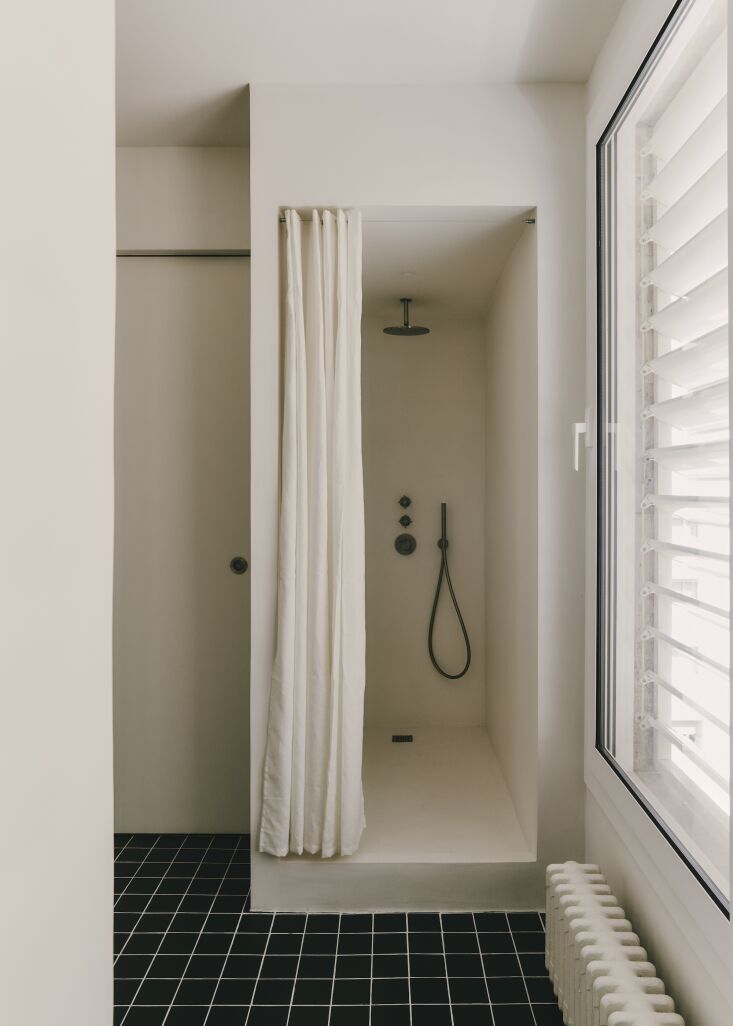 conti cert mitre bathroom