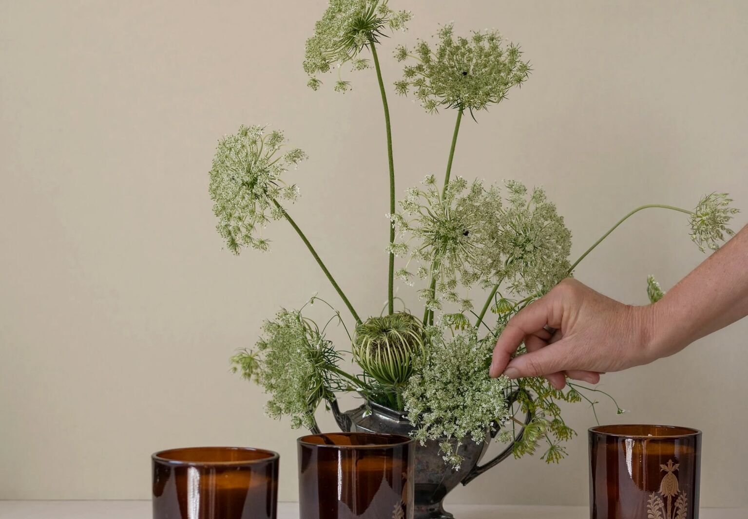 quiet botanist in the weeds candle crop  