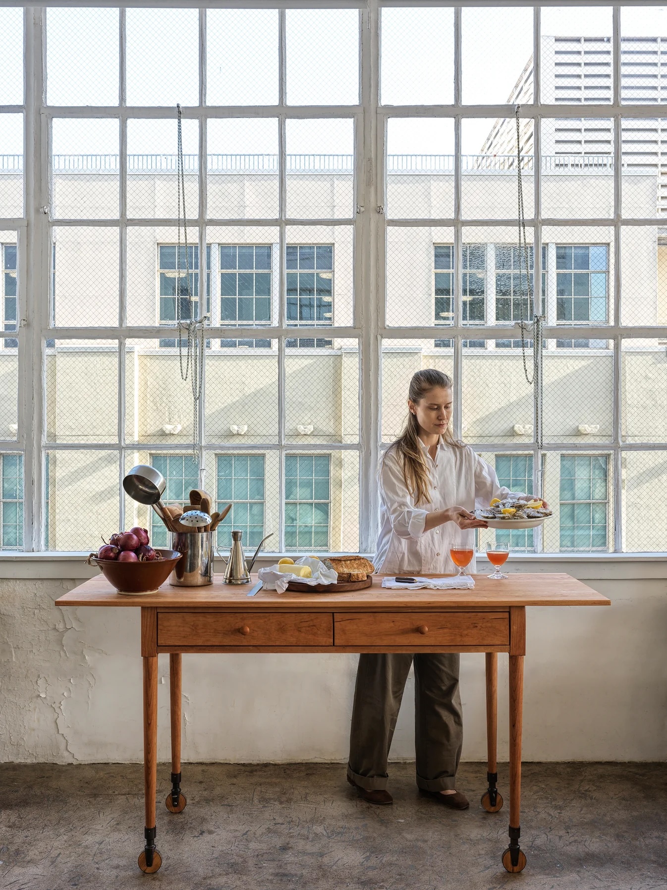 10 Easy Pieces: Dining Tables on Wheels