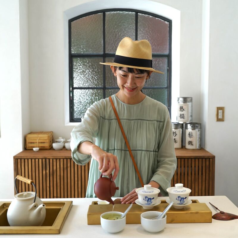 wolf tea da dao cheng owner 3b  