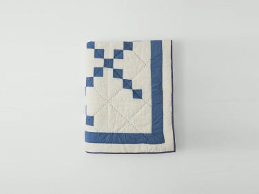 toast lattice patchwork quilt  