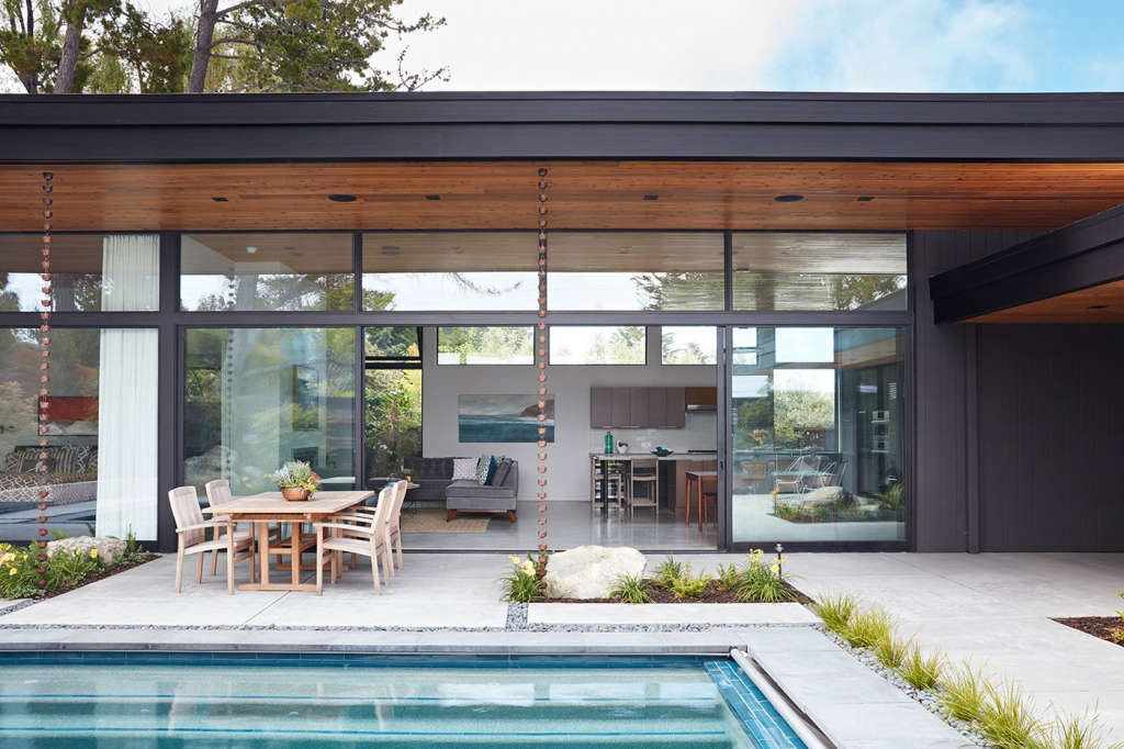 glass wall house by klopf architecture 12