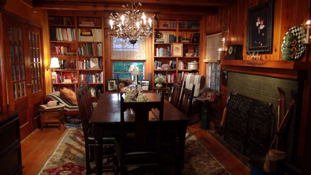 dining room / library 9