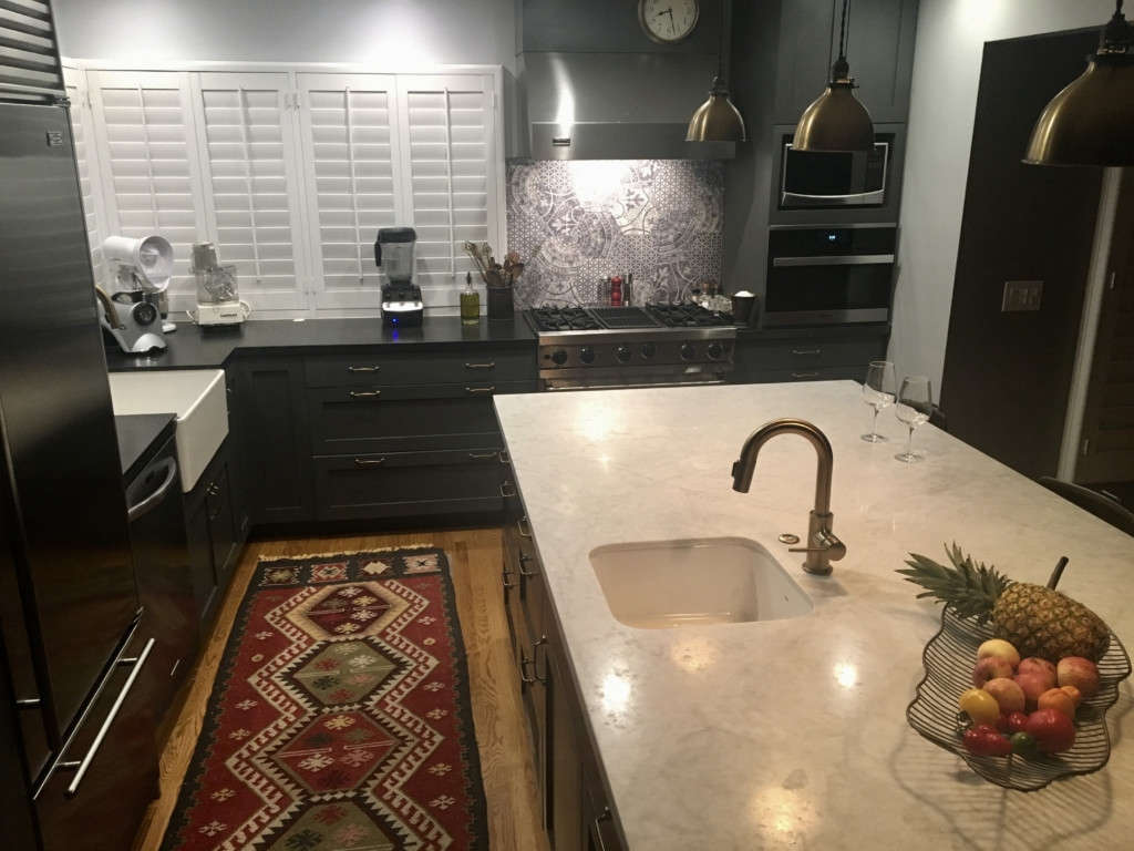 a kitchen to cook and entertain in 9
