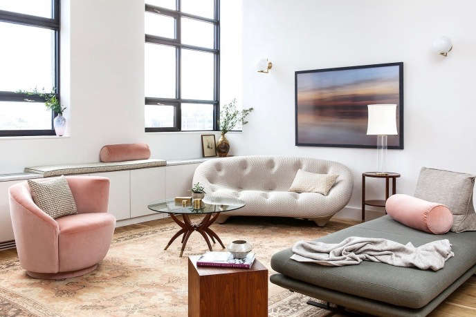 indigo & ochre design brooklyn bridge park loft living room w/ vintage oush 15