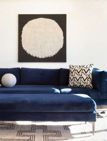 4 original ana claudia schultz chinasa cooper blue sofa