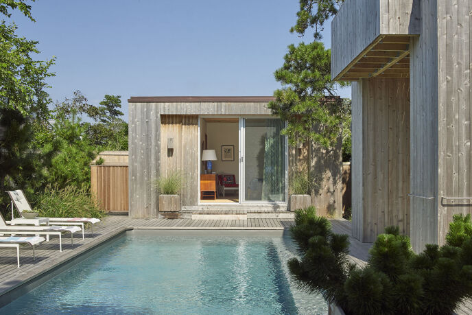 fire island house pool and guesthouse andrew franz architect